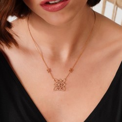 0,79 Karat Pırlanta Kolye Rose 18 Ayar